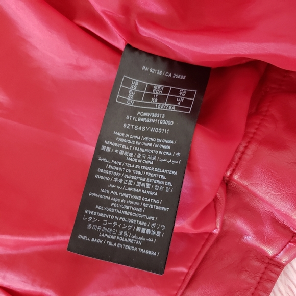 Guess Jacket - Picture 13 of 16